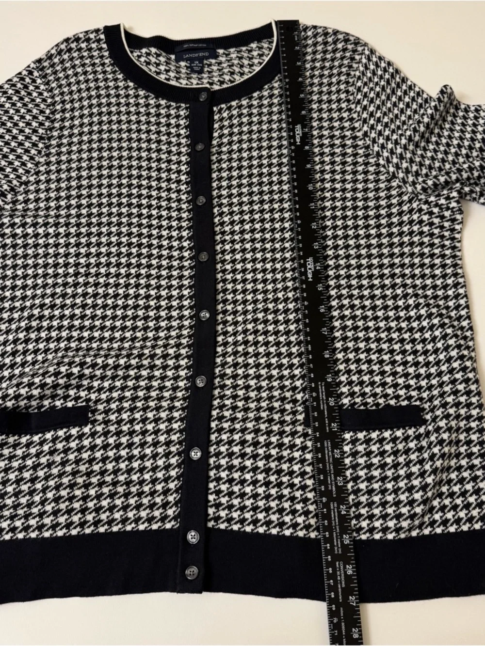 Lands' End Womens Black and White Houndstooth Cardigan Size 1X - Picture 6 of 6